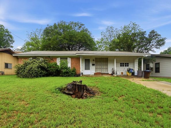 2702 Sherwood LN, Austin TX 78704