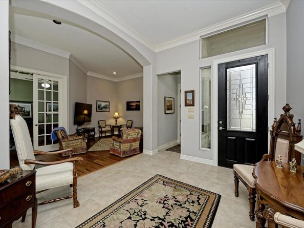 4912 Interlachen LN, Austin TX 78747