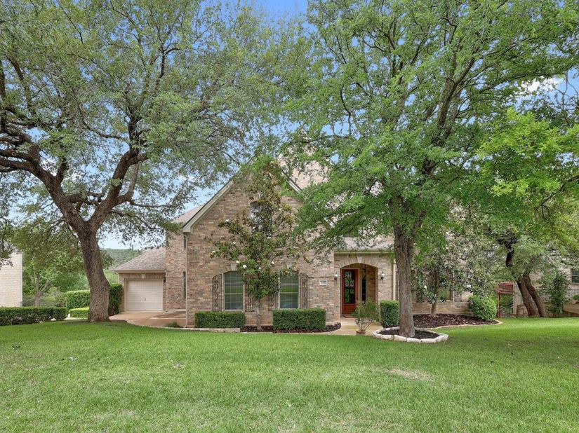 129 Sebastians RUN, Lakeway TX 78738