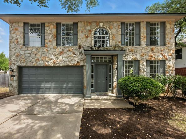 2113 Lobelia DR, Cedar Park TX 78613