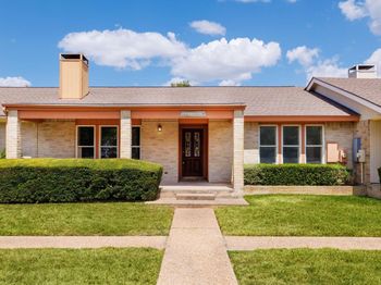 11133 Pinehurst #B DR