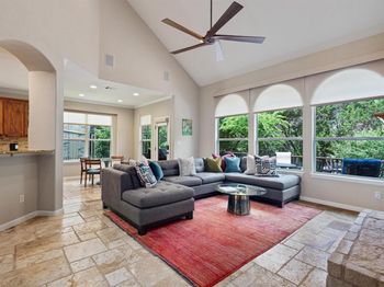 6906 Covered Bridge DR