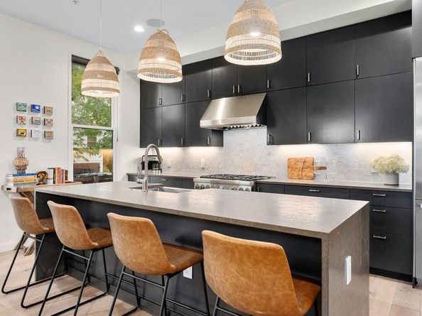 1410 Woodlawn BLVD C, Austin TX 78703