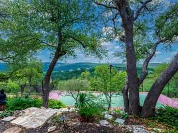 8817 Bell Mountain DR