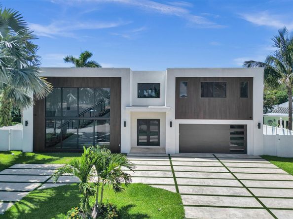 2728 NE 31st St, Lighthouse Point FL 33064