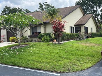 139 Meander Circle