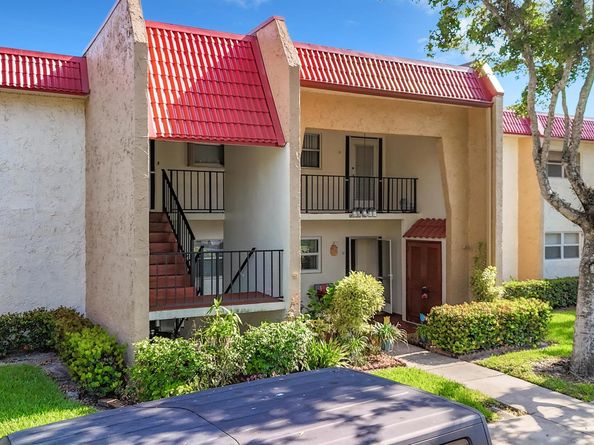 133 Lake Evelyn Drive, West Palm Beach FL 33411