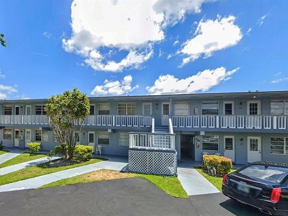 751 Pine Dr 101, Pompano Beach FL 33060