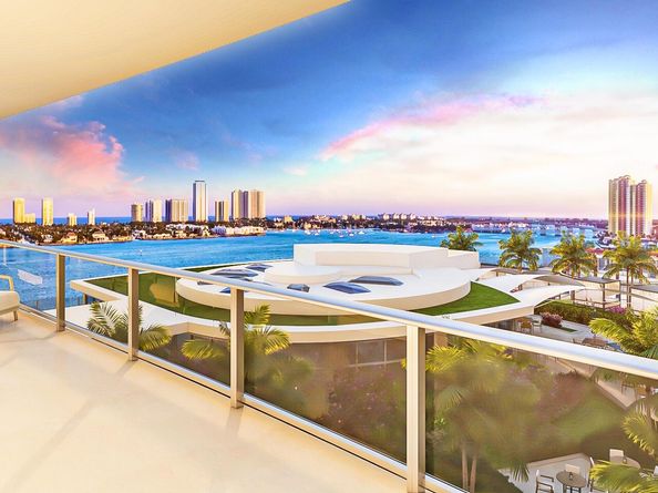 220 Lake Shore Drive 707, Lake Park FL 33403