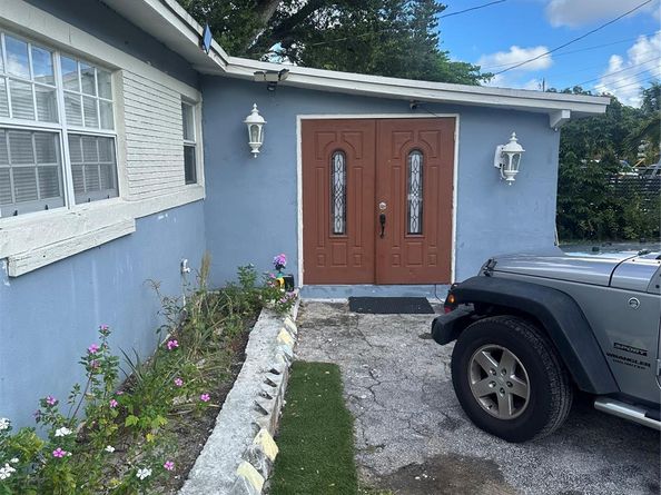 541 NW 33rd Ave, Lauderhill FL 33311