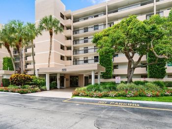 6562 Boca Del Mar Drive