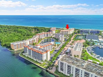 2871 N Ocean Boulevard