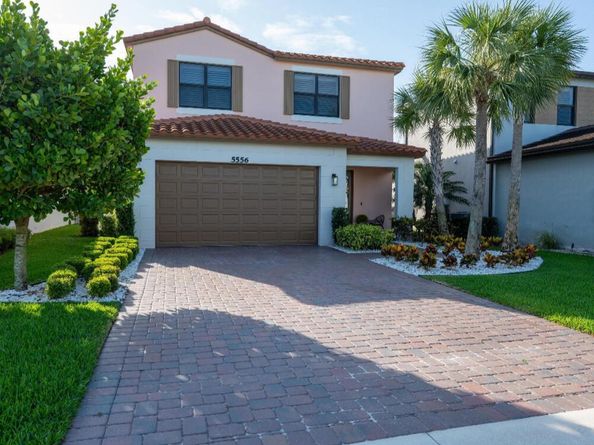 5556 Starfish Road, The Acreage FL 33470