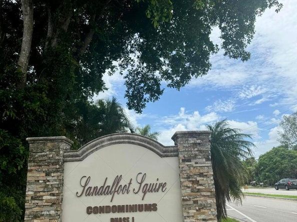 9272 SW 3rd Street 411, Boca Raton FL 33428