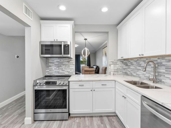 118 Lake Constance Drive, West Palm Beach FL 33411