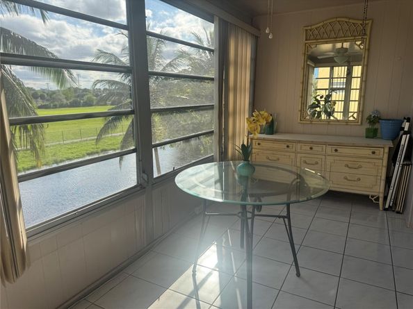 3940 NW 42nd Ave 312, Lauderdale Lakes FL 33319