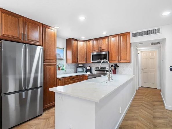 156 Seville G, Delray Beach FL 33446