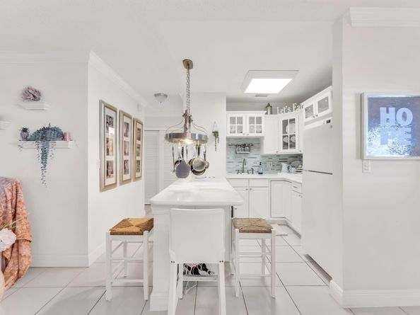 2131 NE 42nd Court 211e, Lighthouse Point FL 33064