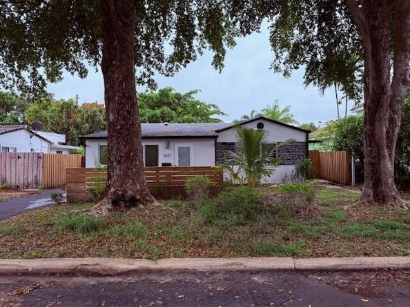 1621-1623 NE 16th Ter, Fort Lauderdale FL 33305