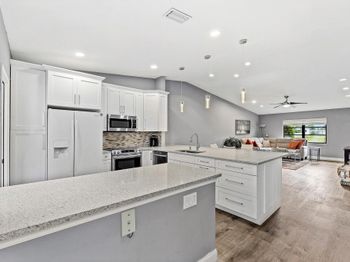 6112 Kings Gate Circle