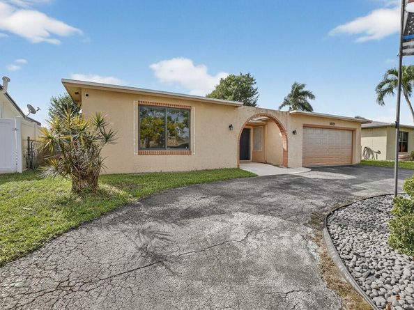 9630 NW 21st Manor, Sunrise FL 33322
