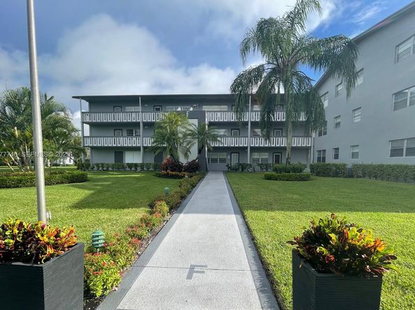251 S Suffolk F 251 251, Boca Raton FL 33434