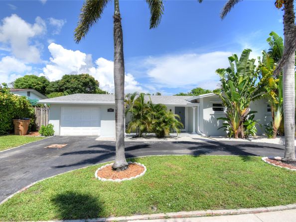 301 SE 12th St, Deerfield Beach FL 33441