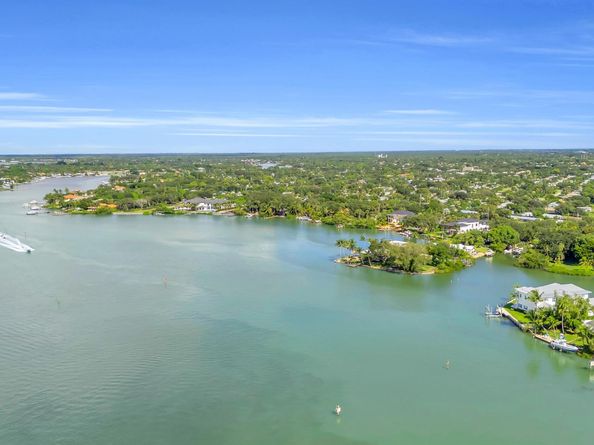1305 Peninsular Road, Jupiter FL 33469