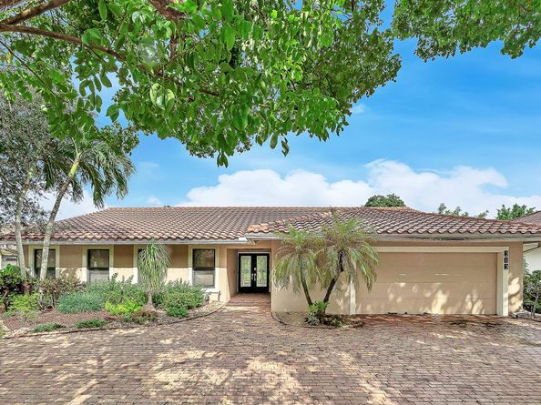 303 NW 105th Ter, Coral Springs FL 33071