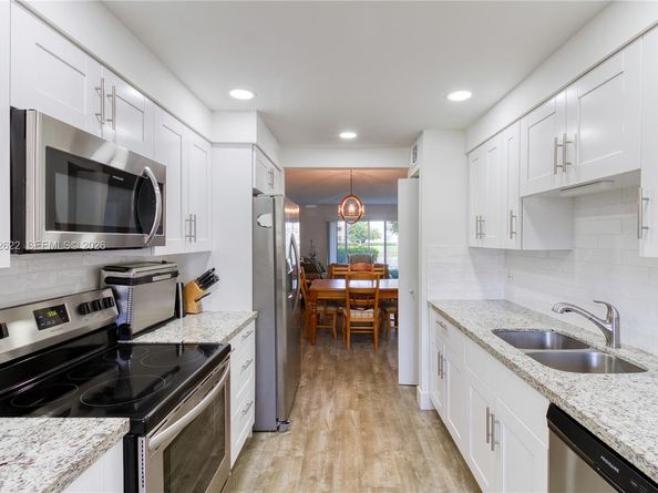 1701 Andros Isle F1, Coconut Creek FL 33066