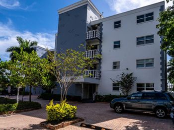 40 Isle Of Venice Drive