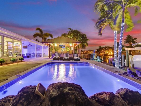 200 SE 3rd Street, Pompano Beach FL 33060