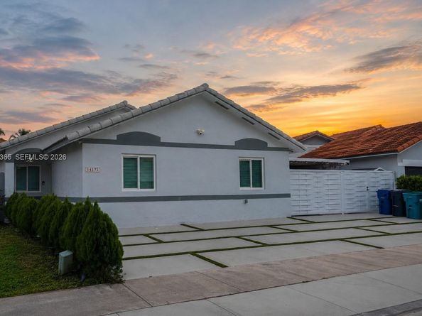 14172 SW 148th Place, Miami FL 33196