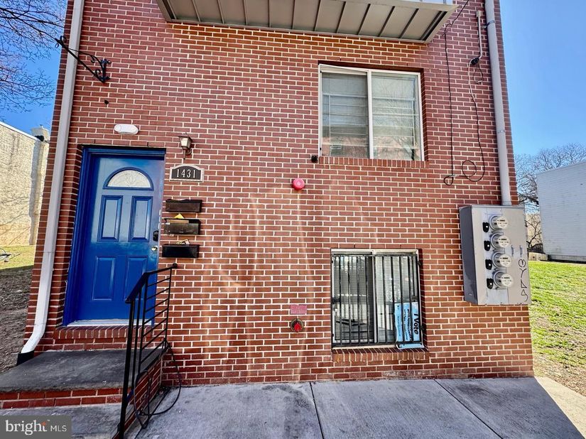 1431 N 17TH Street, Philadelphia PA 19121