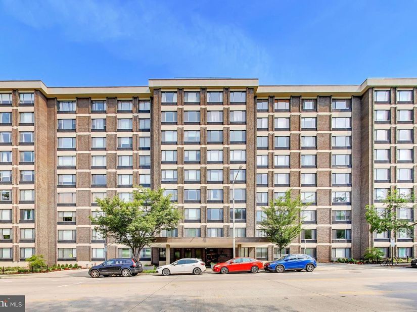 2501 Calvert Street NW 103, Washington DC 20008