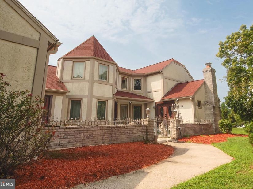 630 White Ash, Langhorne PA 19047