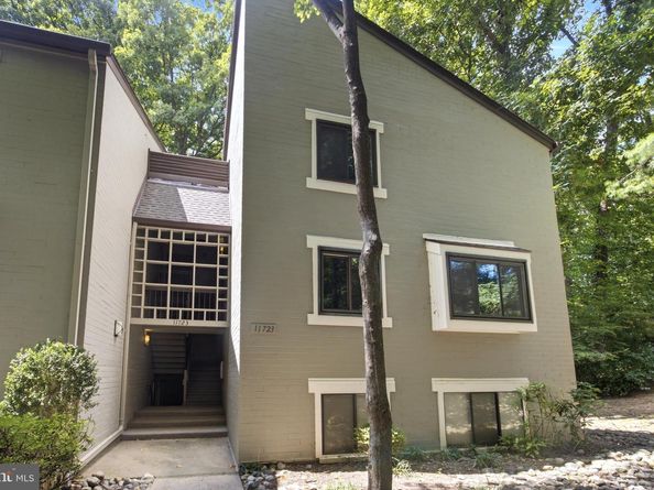 11723 Karbon Hill Court 104, Reston VA 20191