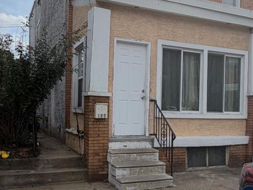 154 W Clarkson Avenue, Philadelphia PA 19120