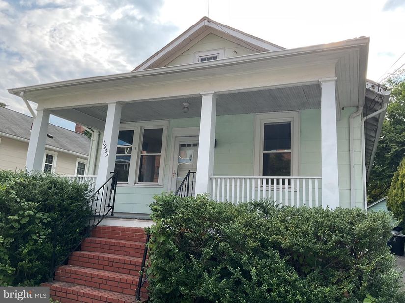1932 N Cleveland Street, Arlington VA 22201