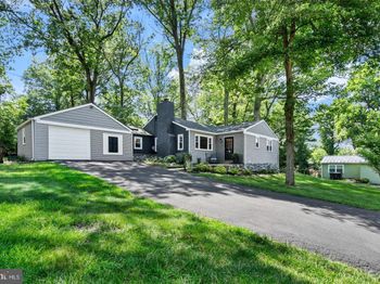 305 Irish Road