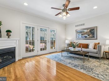 624 S 27TH Street