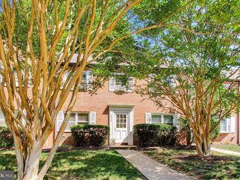 2905 16TH Road S