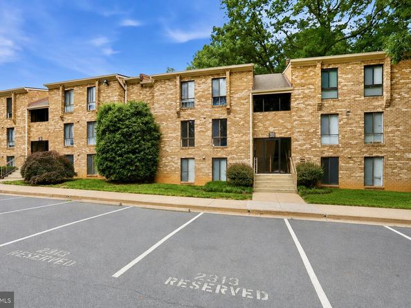 2313 Freetown Court 20/11C, Reston VA 20191