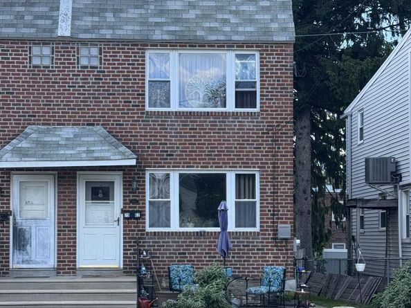 7962 Summerdale Avenue, Philadelphia PA 19111