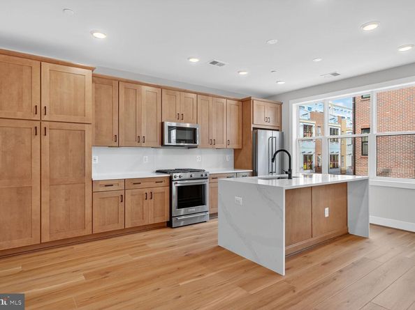 144 Pepperell Street, Alexandria VA 22304