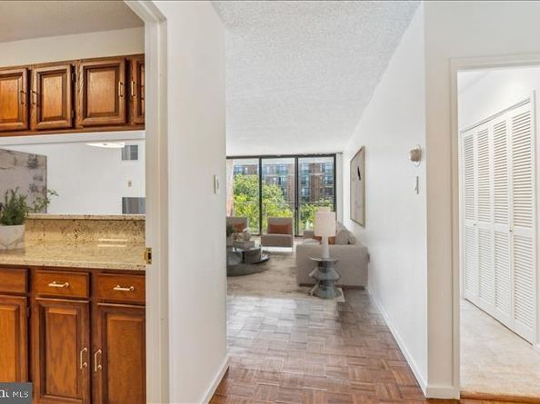 2555 Pennsylvania Avenue NW 816, Washington DC 20037