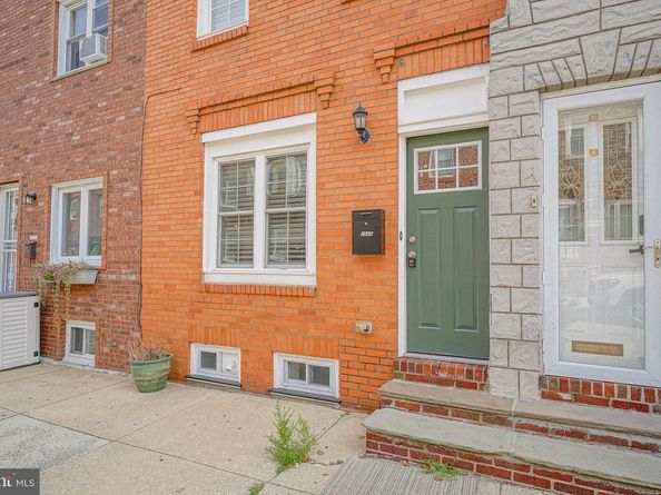 2545 S Warnock Street, Philadelphia PA 19148