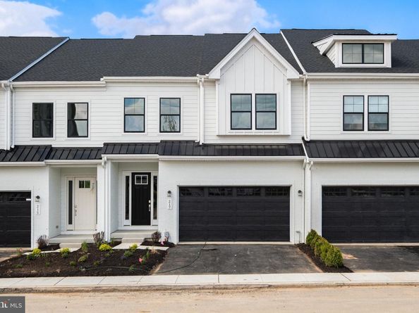 217 River Trail Circle, King Of Prussia PA 19406