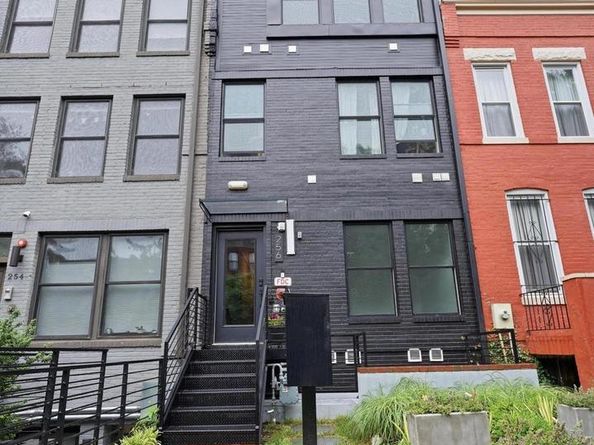 256 15TH Street SE 7, Washington DC 20003