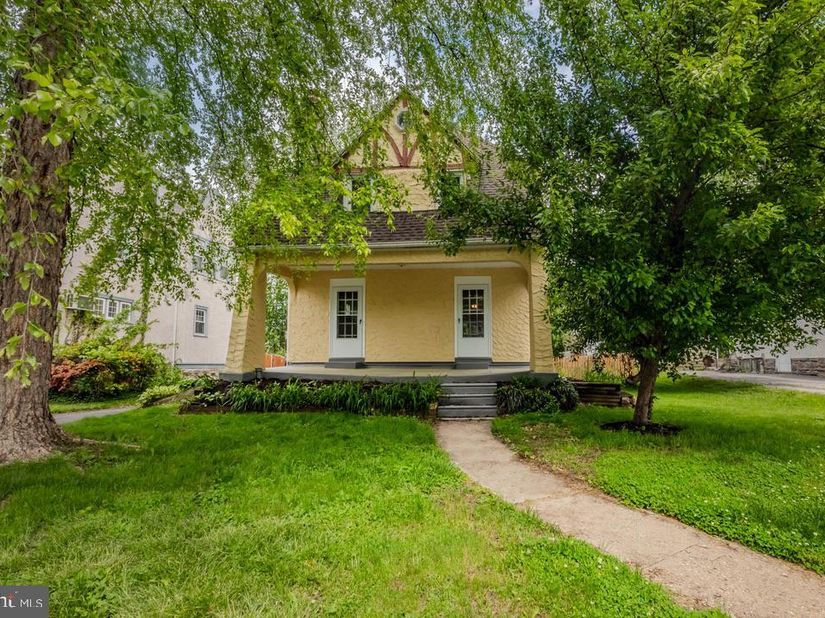 711 Harper Avenue, Drexel Hill PA 19026